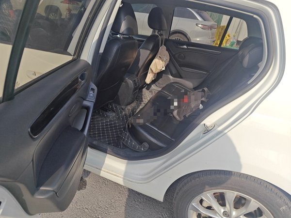 Volkswagen Golf 2012, 123600 км, за 1980 USD - фото 18