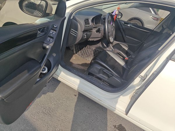 Volkswagen Golf 2012, 123600 км, за 1980 USD - фото 17