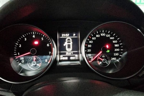 Volkswagen Golf 2012, 84100 км, за 9999999 USD - фото 12