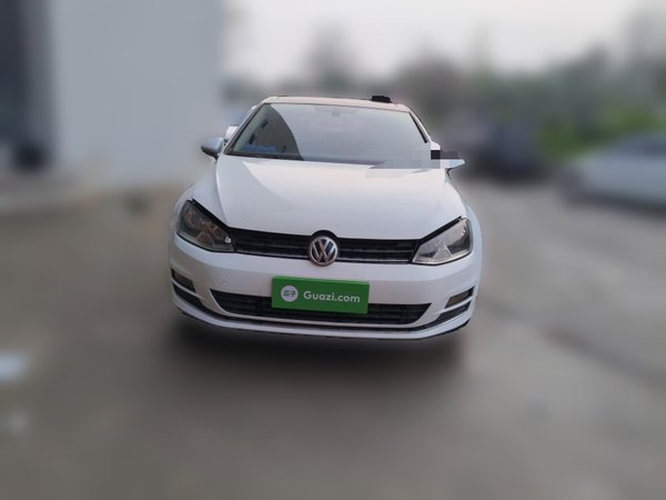 Volkswagen Golf 2014, 123699 км, за 6138 USD