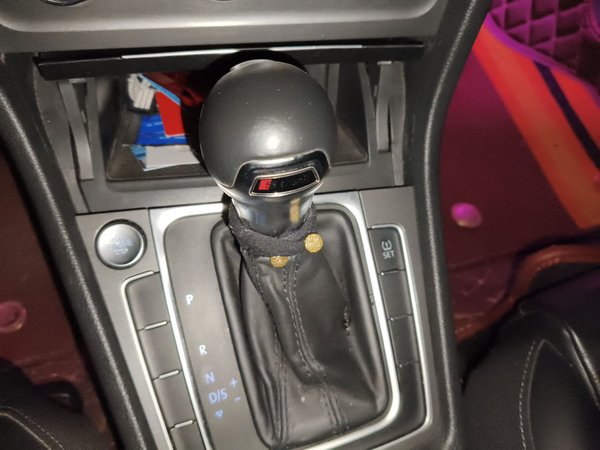 Volkswagen Golf 2014, 123699 км, за 6138 USD - фото 10