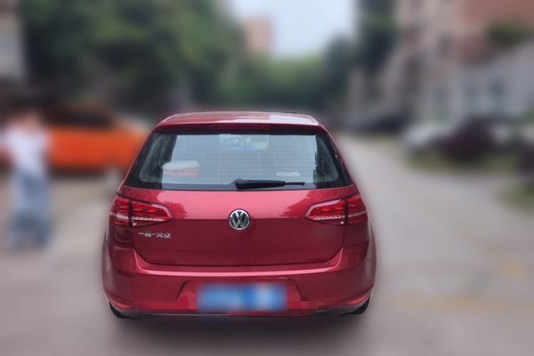 Volkswagen Golf 2014, 130900 км, за 5343 USD