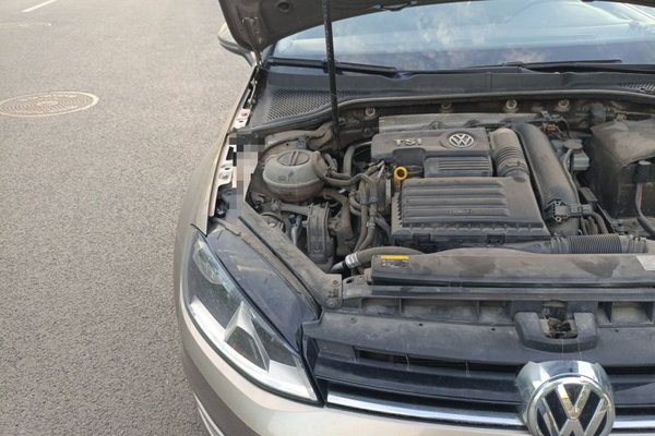 Volkswagen Golf 2015, 107899 км, за 5959 USD - фото 23