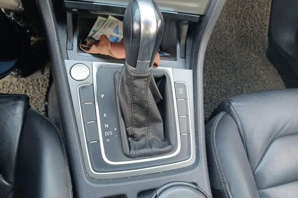 Volkswagen Golf 2015, 107899 км, за 5959 USD - фото 14