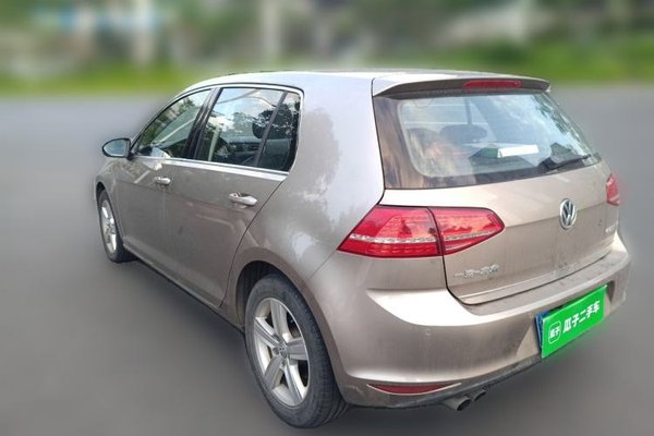 Volkswagen Golf 2015, 107899 км, за 5959 USD