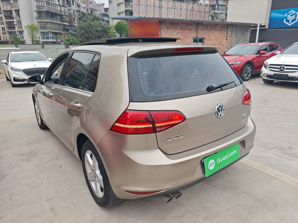 Volkswagen Golf 2015, 176600 км, за 7356 USD