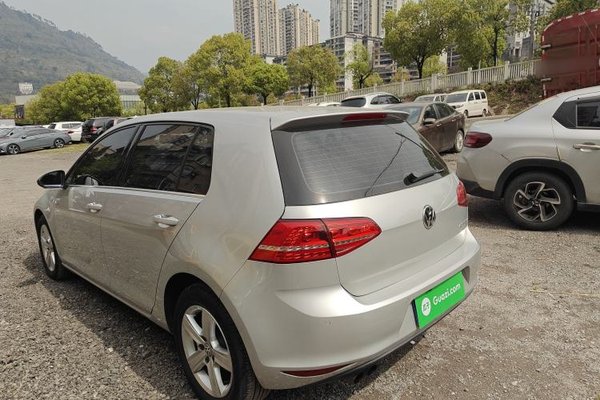 Volkswagen Golf 2015, 97899 км, за 8555 USD