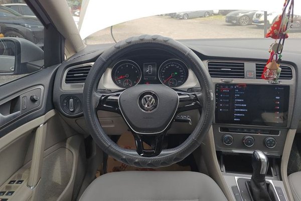 Volkswagen Golf 2015, 97899 км, за 8555 USD - фото 13