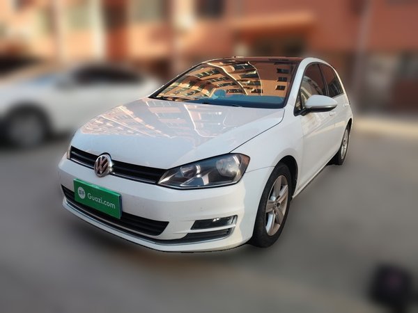 Volkswagen Golf · 2015 год