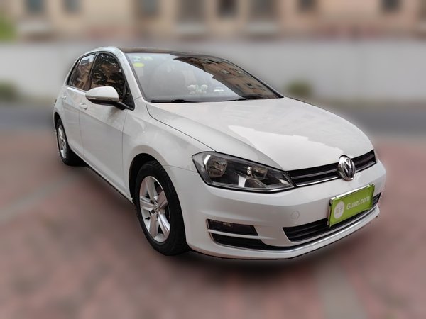 Volkswagen Golf 2015, 79400 км, за 6784 USD