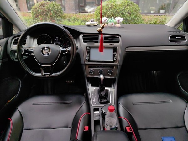 Volkswagen Golf 2015, 79400 км, за 6784 USD - фото 10