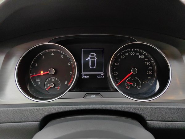 Volkswagen Golf 2015, 79400 км, за 6784 USD - фото 12
