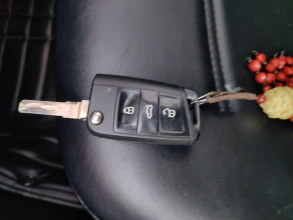 Volkswagen Golf 2015, 79400 км, за 6784 USD - фото 9