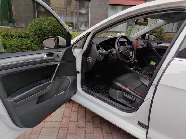Volkswagen Golf 2015, 79400 км, за 6784 USD - фото 17