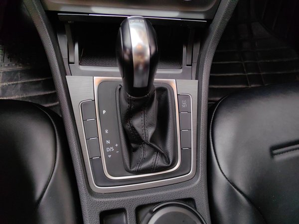 Volkswagen Golf 2015, 79400 км, за 6784 USD - фото 15
