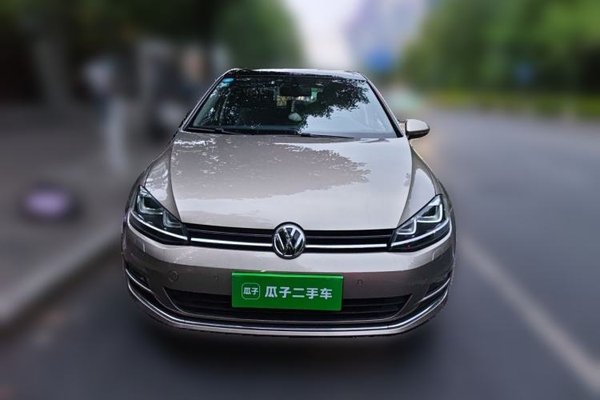 Volkswagen Golf 2015, 69900 км, за 7274 USD