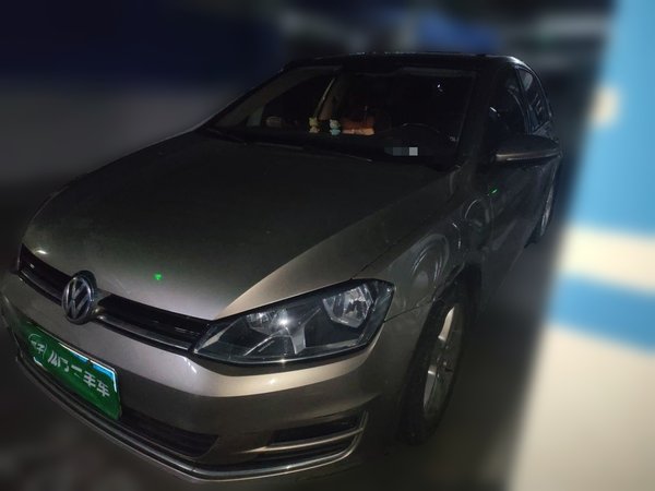 Volkswagen Golf · 2015 год