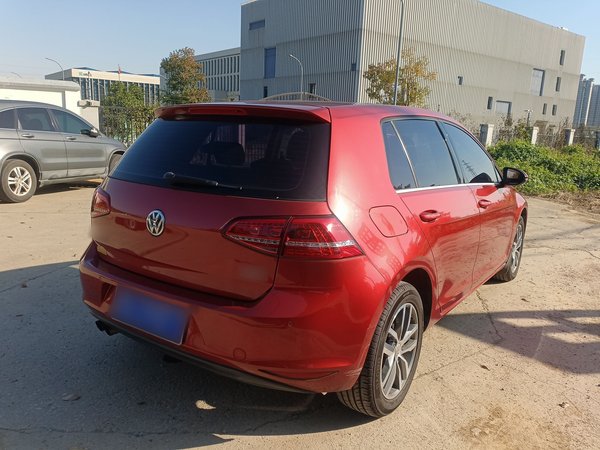 Volkswagen Golf 2016, 83500 км, за 8177 USD - фото 6