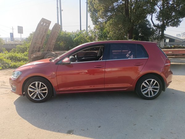 Volkswagen Golf 2016, 83500 км, за 8177 USD - фото 4