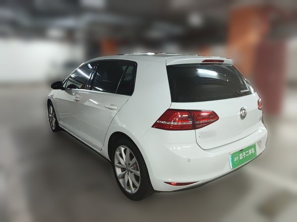 Volkswagen Golf 2016, 109000 км, за 7764 USD