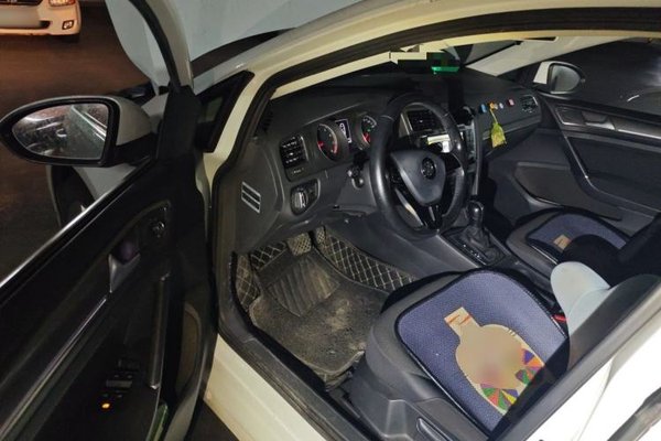 Volkswagen Golf 2016, 114700 км, за 6067 USD - фото 16