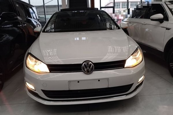 Volkswagen Golf 2016, 147800 км, за 7118 USD