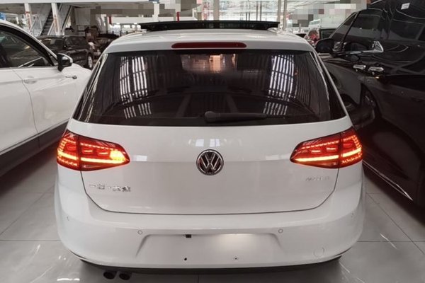 Volkswagen Golf 2016, 147800 км, за 7118 USD