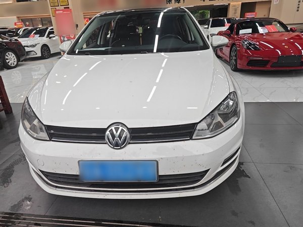 Volkswagen Golf 2016, 90200 км, за 9201 USD