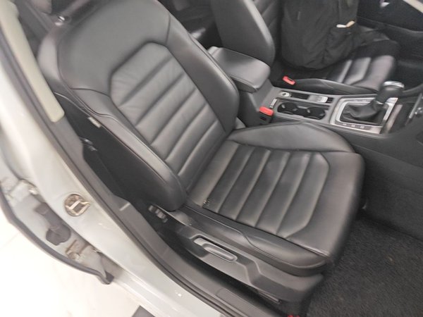 Volkswagen Golf 2016, 90200 км, за 9201 USD - фото 23