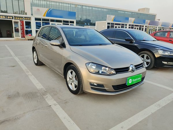 Volkswagen Golf 2016 1.6L Automatic Comfort Model, 2016 года
