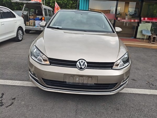 Volkswagen Golf 2016, 74500 км, за 7264 USD