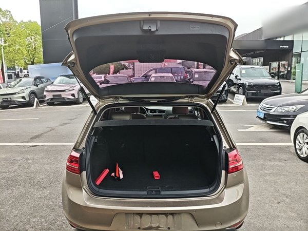 Volkswagen Golf 2016, 74500 км, за 7264 USD - фото 22