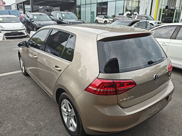 Volkswagen Golf 2016, 74500 км, за 7264 USD