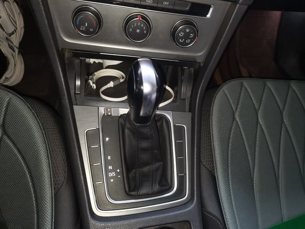 Volkswagen Golf 2016, 113600 км, за 6593 USD - фото 15