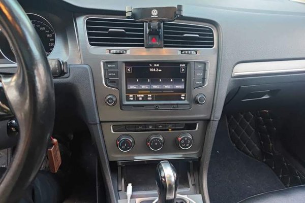 Volkswagen Golf 2016, 169700 км, за 6084 USD - фото 13