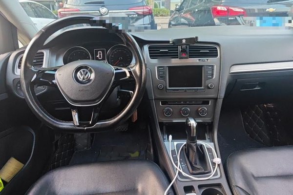 Volkswagen Golf 2016, 169700 км, за 6084 USD - фото 9