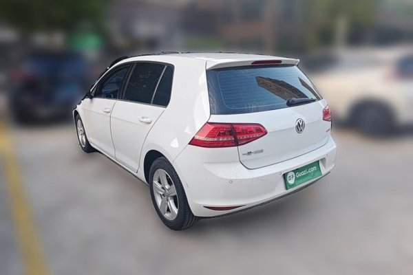 Volkswagen Golf 2016, 169700 км, за 6084 USD