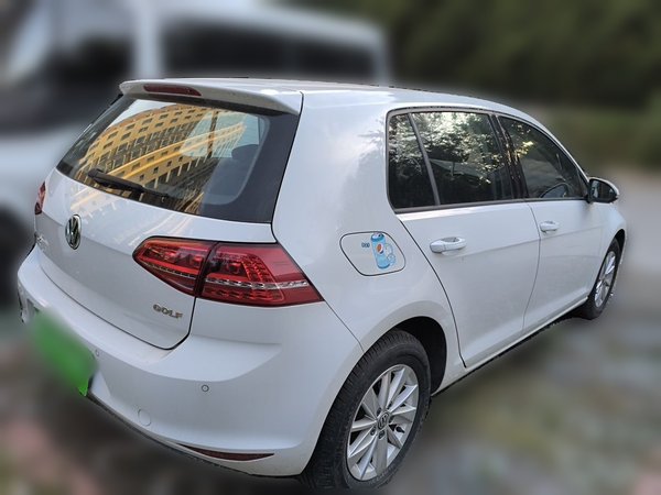 Volkswagen Golf 2016, 34400 км, за 8379 USD