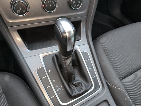 Volkswagen Golf 2016, 34400 км, за 8379 USD - фото 11