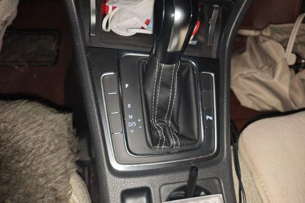 Volkswagen Golf 2016, 39700 км, за 8243 USD - фото 15