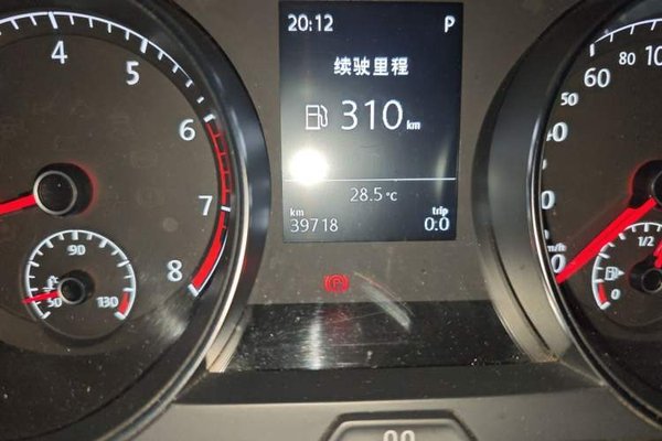 Volkswagen Golf 2016, 39700 км, за 8243 USD - фото 13
