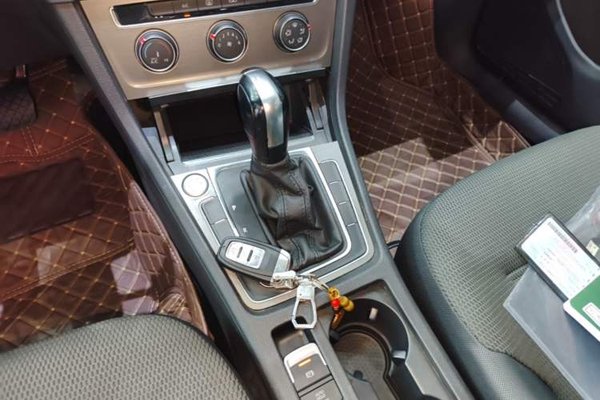 Volkswagen Golf 2016, 72500 км, за 7731 USD - фото 21