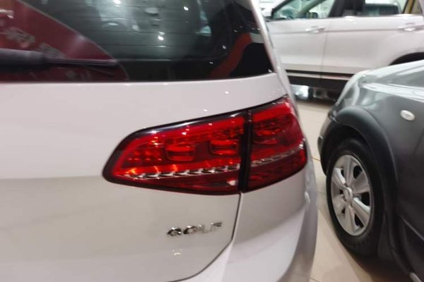 Volkswagen Golf 2016, 72500 км, за 7731 USD - фото 9