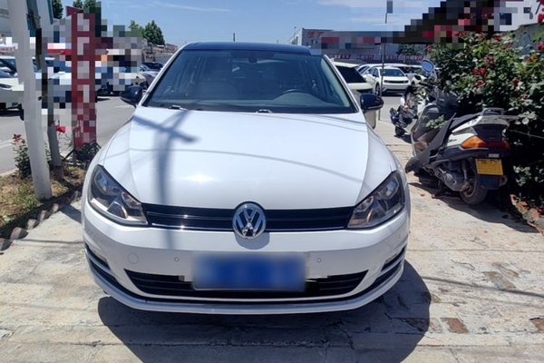 Volkswagen Golf 2017, 134100 км, за 8841 USD