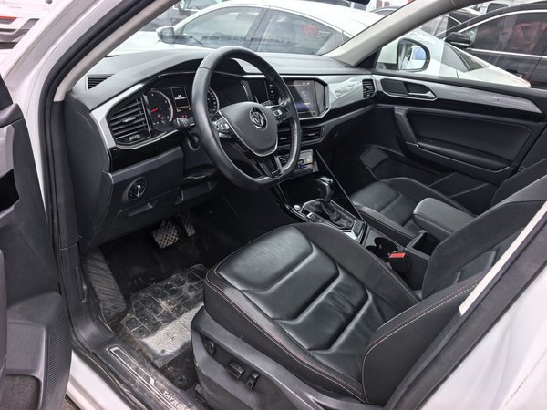 Volkswagen Golf 2017, 159500 км, за 9317 USD - фото 18