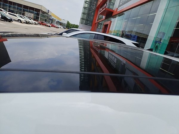Volkswagen Golf 2017, 159500 км, за 9317 USD