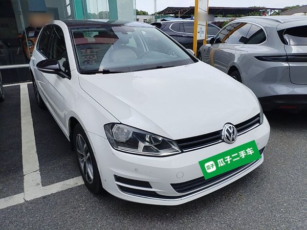 Volkswagen Golf 2017, 159500 км, за 9317 USD