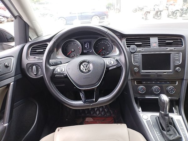 Volkswagen Golf 2017, 159500 км, за 9317 USD - фото 9