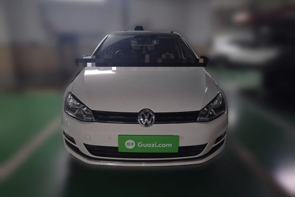 Volkswagen Golf 2017, 60300 км, за 9536 USD