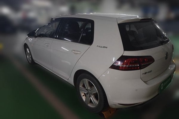 Volkswagen Golf 2017, 60300 км, за 9536 USD - фото 6